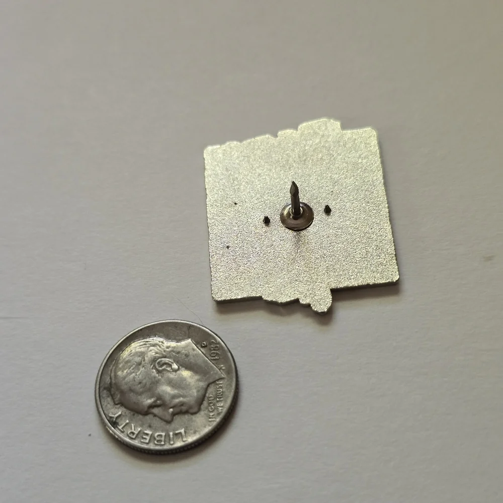 Kuzco Emperor's New Groove Pin - Picture 5 of 5